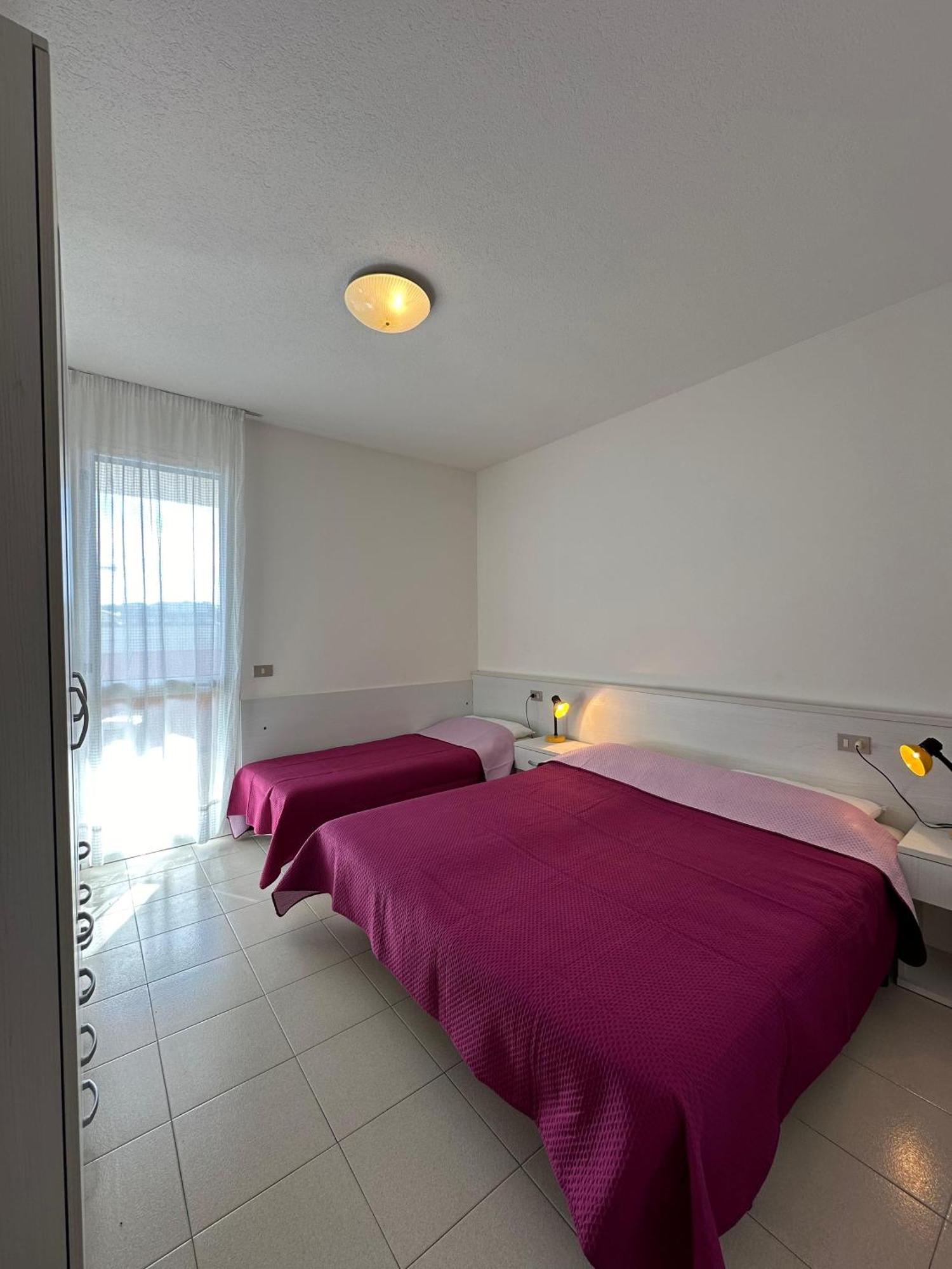 Villaggio Luna Swimmingpool- Agenzia Cocal กาออร์เล ภายนอก รูปภาพ