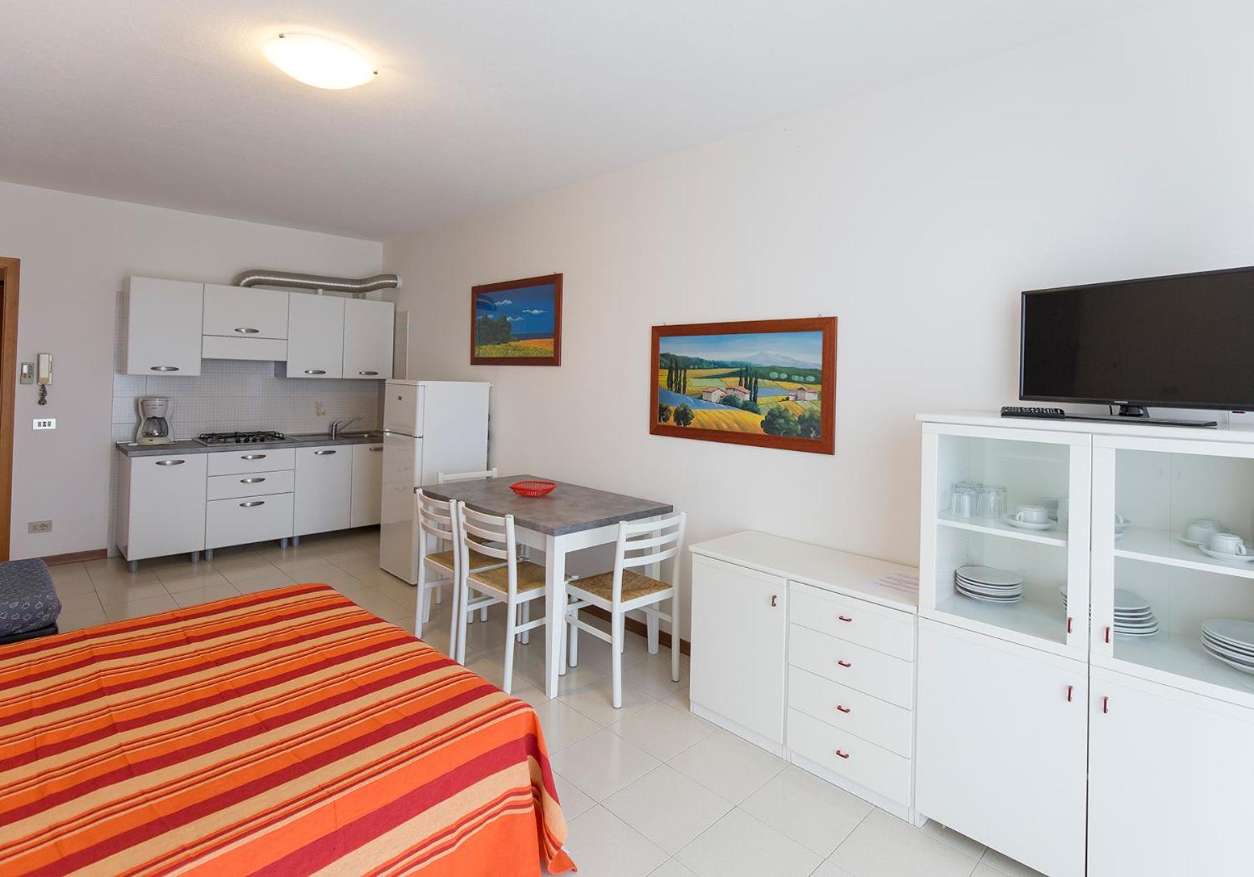 Villaggio Luna Swimmingpool- Agenzia Cocal กาออร์เล ภายนอก รูปภาพ