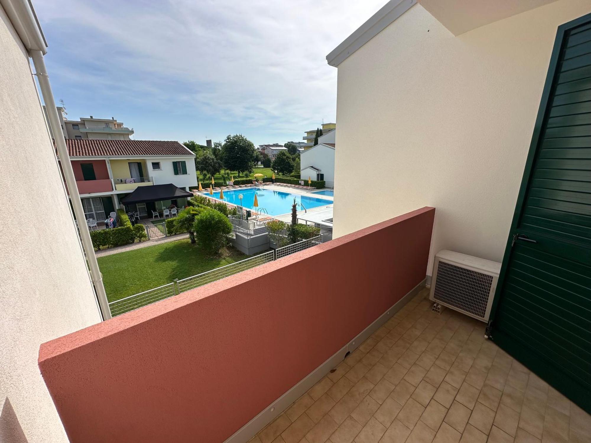 Villaggio Luna Swimmingpool- Agenzia Cocal กาออร์เล ภายนอก รูปภาพ